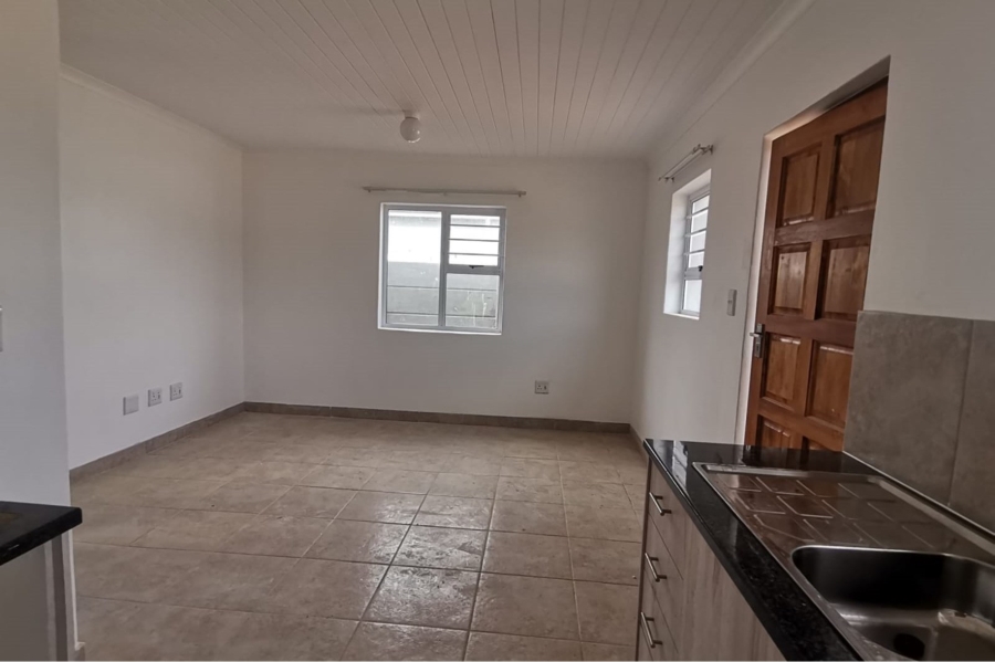 2 Bedroom Property for Sale in Dalvale Western Cape